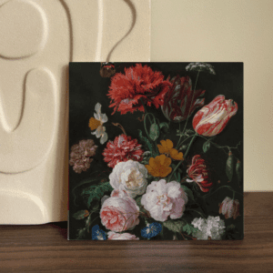 Stilleven met bloemen in een glazen vaas